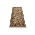 Futószőnyeg Isfahan 64x184 kézi perzsa szőnyeg