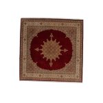 Nagyméretű szőnyeg 246x248 kézi perzsa szőnyeg